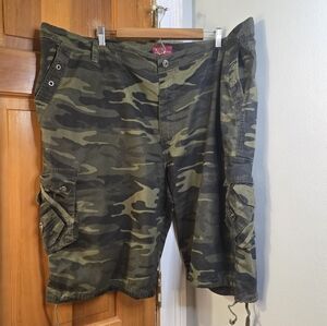 Truth Substance Big Men's Cargo Camo Shorts Sz 48